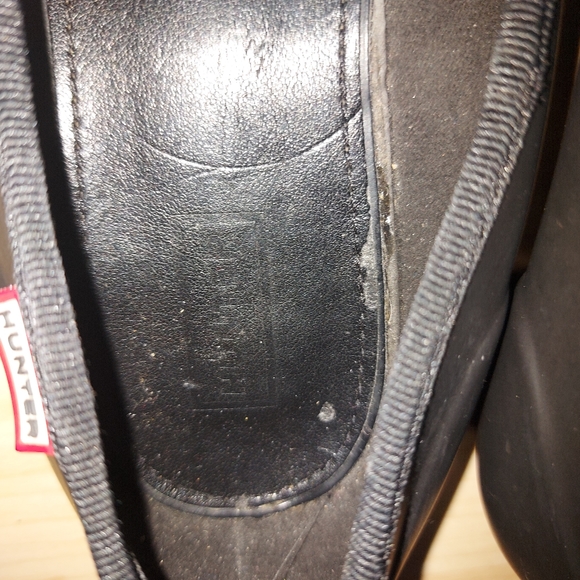 Hunter Black Flats - Picture 2 of 7